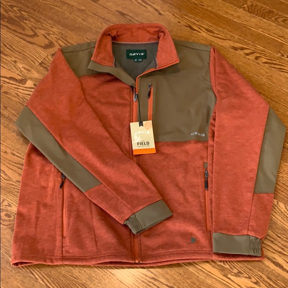 Men’s XL full zip hybrid fleece.